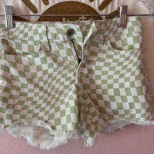 Abercrombie Kids Girls' Mid-Rise Midi Shorts, Green‎ & White Check,